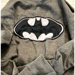 Batman X Six Flags Men's Large Pullover Sweatshirt Long-Sleeve Logo Charcoal